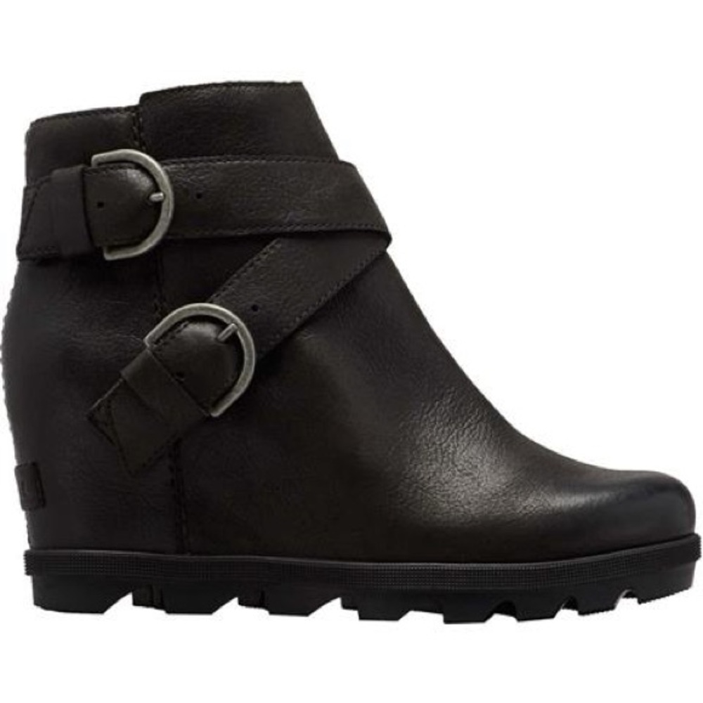 SOREL JOAN OF ARCTIC WEDGE II BUCKLE BOOT. 
SIZE 9